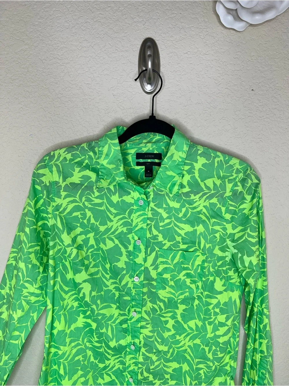 NTM: J.Crew Boy Shirt Tropical Floral Polynesian Green Button Down Size 4
